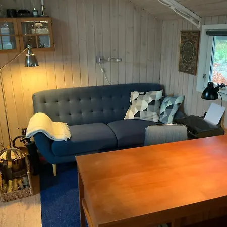 Med Anneks Ved Limfjorden Holiday home Roslev