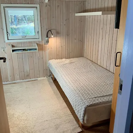 Med Anneks Ved Limfjorden Holiday home Roslev